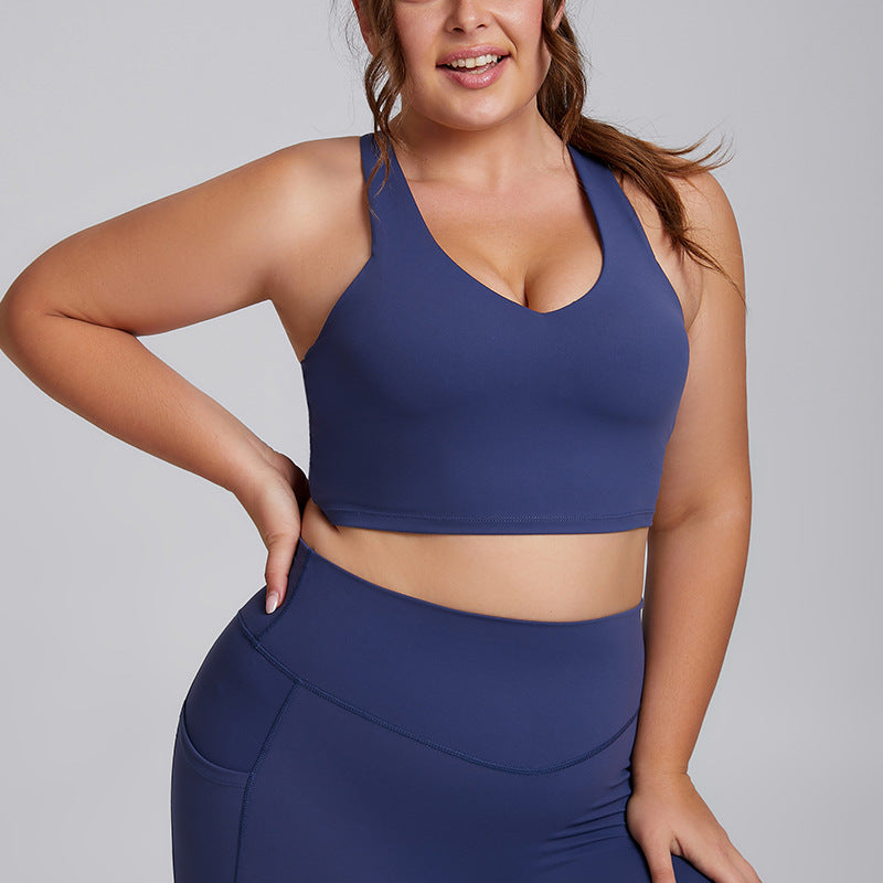 Plus Size Women's Yoga Set High Quality Form Fitting Activewear with Pockets 2 Piece Workout Outfit for Comfort and Performance