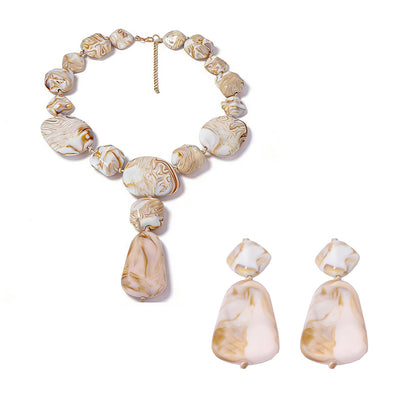 Stylish and Unique Irregular Geometric Gradient Color Beaded Necklace and Earring Set for Women – Perfect for Any Occasion!