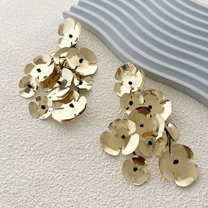 Chic and Creative Knotted Flower Design Statement Earrings - Versatile Fashionable Accessories for Women