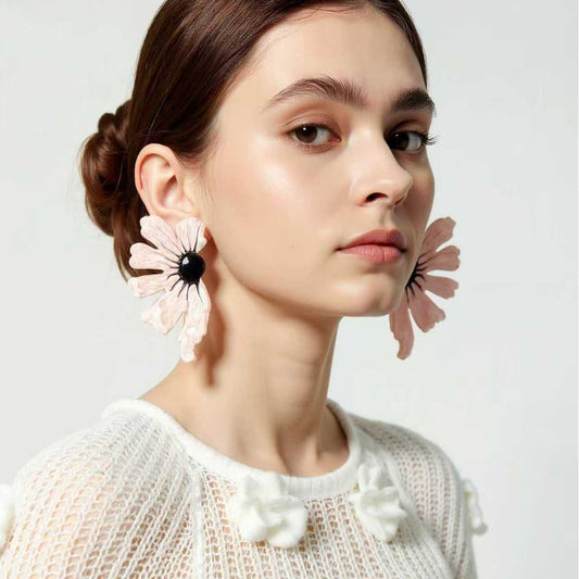 Chic Minimalist Alloy Drop Oil White Blossom Leaf Earrings - Versatile Everyday Jewelry for Commuting Women