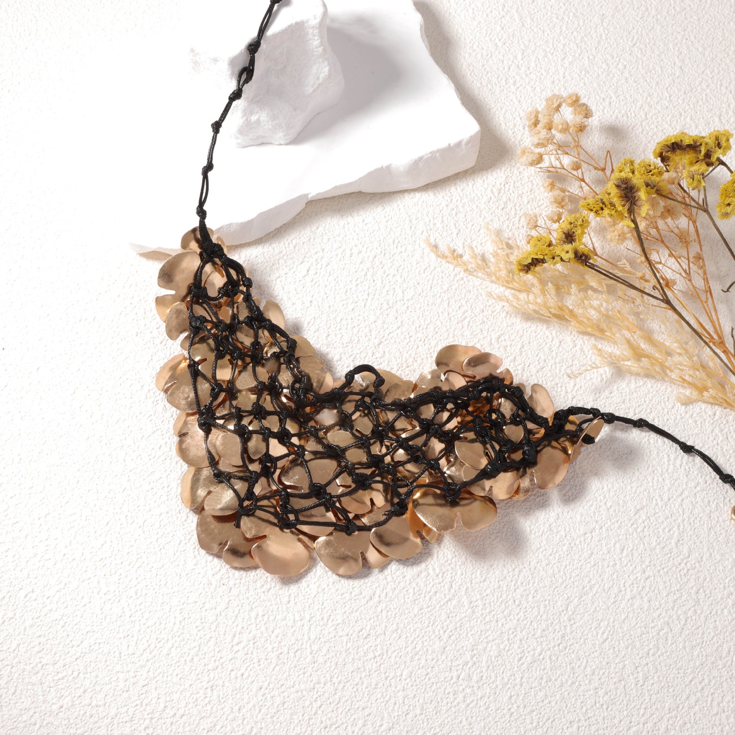 Chic Exaggerated Luxury Cascading Tassel Multi-Layered Metal Petal Flower Pendant Necklace - Unique and Elegant Women's Jewelry for All Occasions