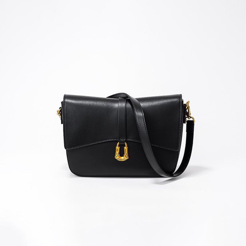 Vintage Inspired Underarm Bag Leather Crossbody Purse with Spacious Capacity for Daily Commutes