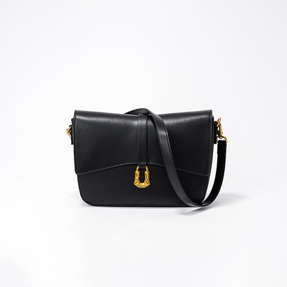 Vintage Inspired Underarm Bag Leather Crossbody Purse with Spacious Capacity for Daily Commutes