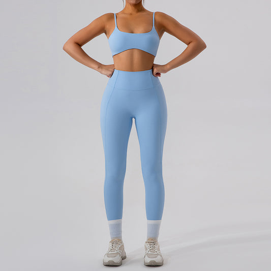 Quick Dry Form Fitting Yoga Outfit with Back Design Women's Compression Running and Fitness Training Set for Optimal Performance