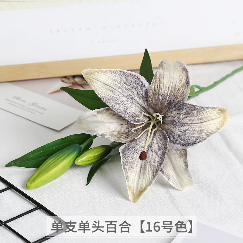 Luxurious Single-Stem Artificial Silk Lily for Wedding Decorations and Home Decor – Exquisite Pre-Made Floral Arrangement for a Touch of Elegance