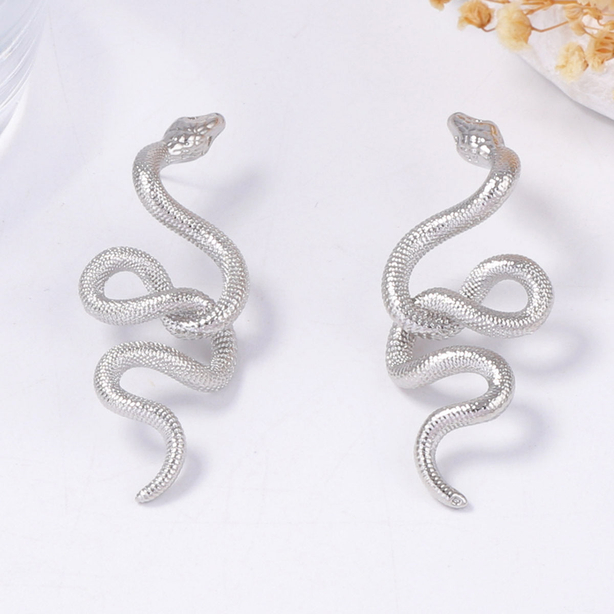 Unique Textured Animal-Inspired Statement Snake Earrings - Effortlessly Chic, Versatile Everyday Wear for a Touch of Luxurious Minimalism