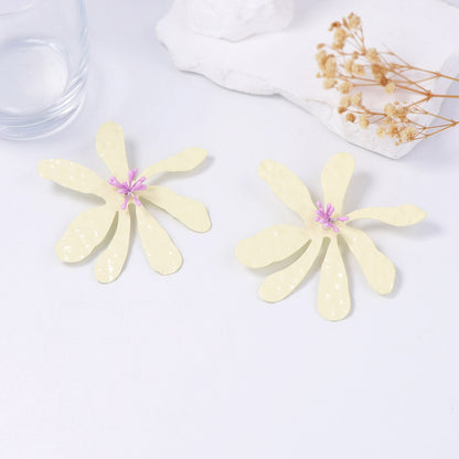 Stylish Personalized Metal Drop Oil Exaggerated Floral Stud Earrings – Versatile Everyday Accessories for a Chic Vacation Look