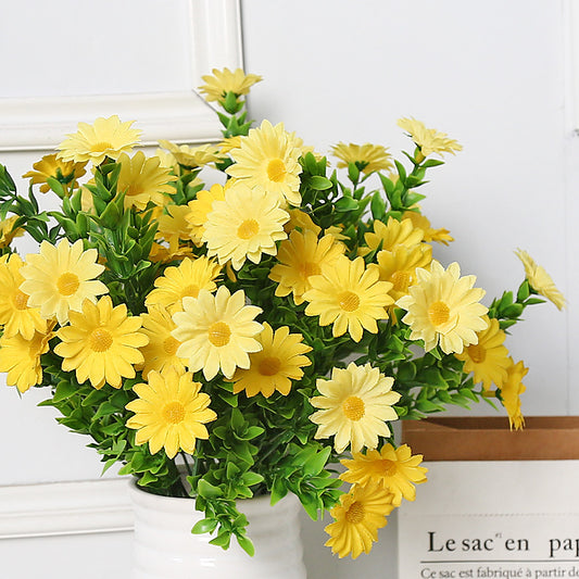 Realistic Faux Daisy Flower Bouquet - Perfect for Outdoor Garden Projects, Durable Plastic Faux Flowers for Landscaping & Home Decor