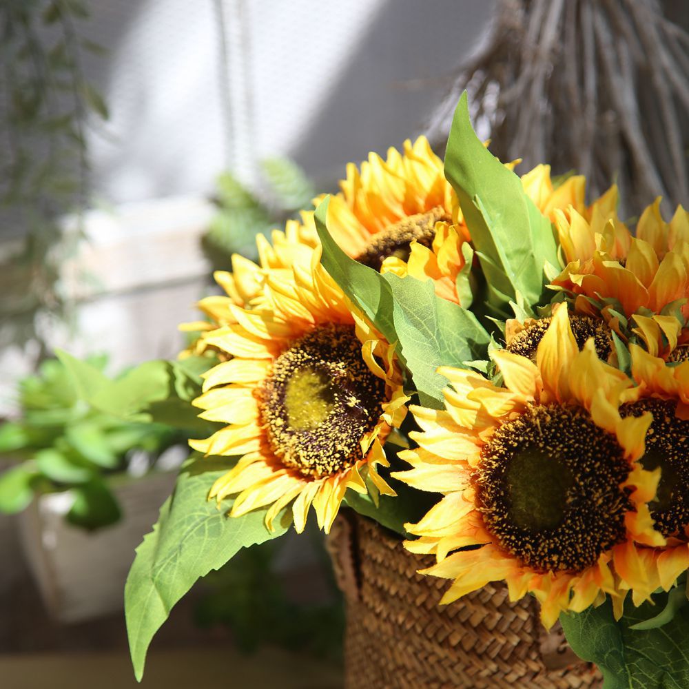 Realistic Sunflower Artificial Bouquet for Weddings | Elegant Silk Flower Handheld Arrangement | Perfect Home Decor MW22101