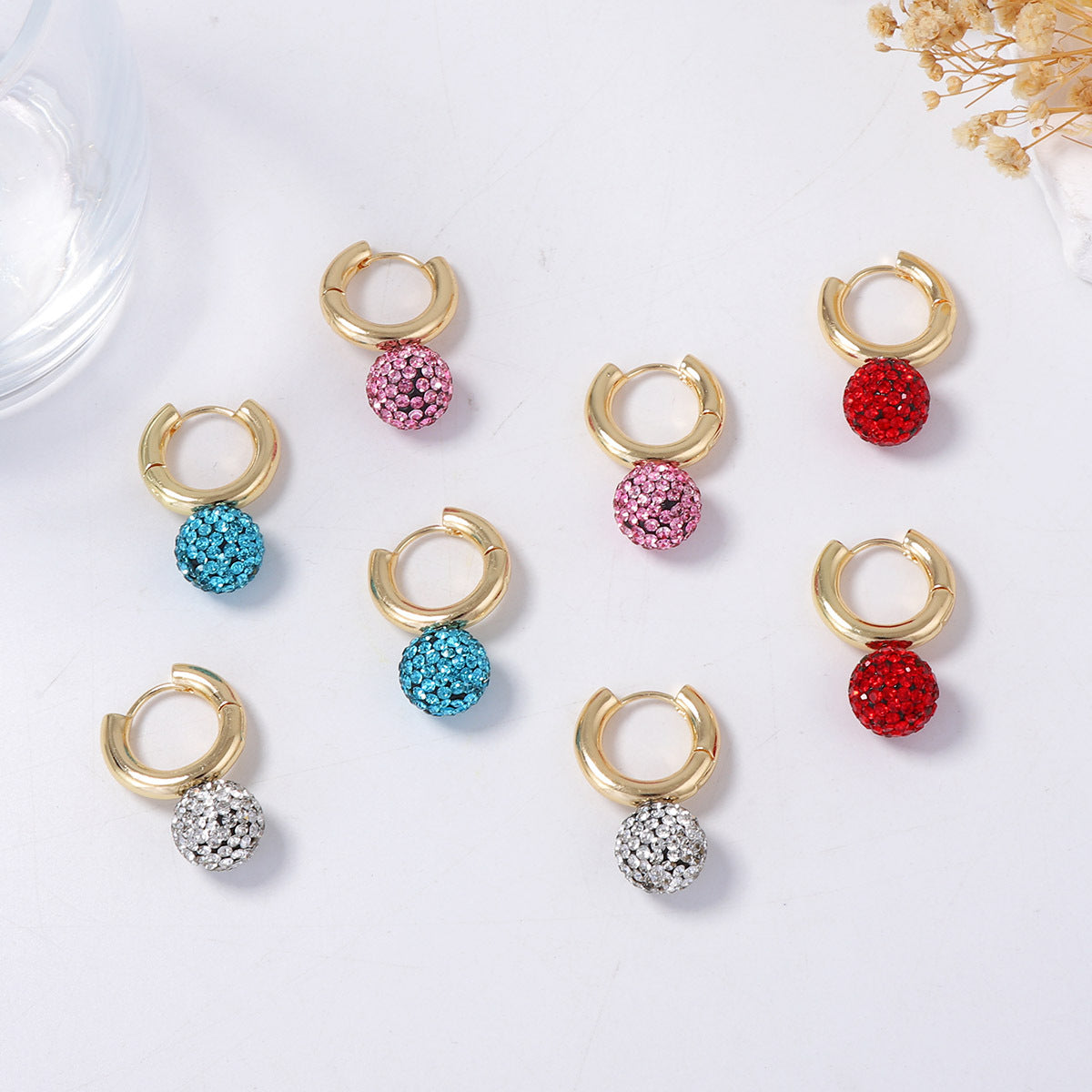 Exquisite Lightweight Luxury Elegant Rhinestone-Studded 3D Sphere Geometric Ear Cuff Earrings - Perfect for Parties and Everyday Glamour