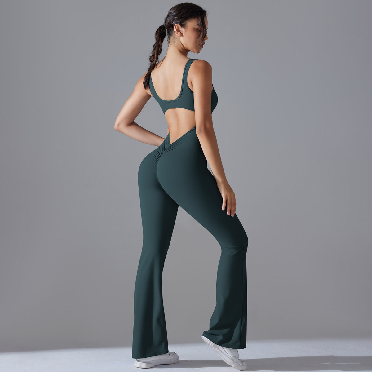 V Back Fitted Bodysuit with Pleated Design for Enhanced Lift and Flare Ideal Yoga and Fitness Outfit for Maximum Comfort