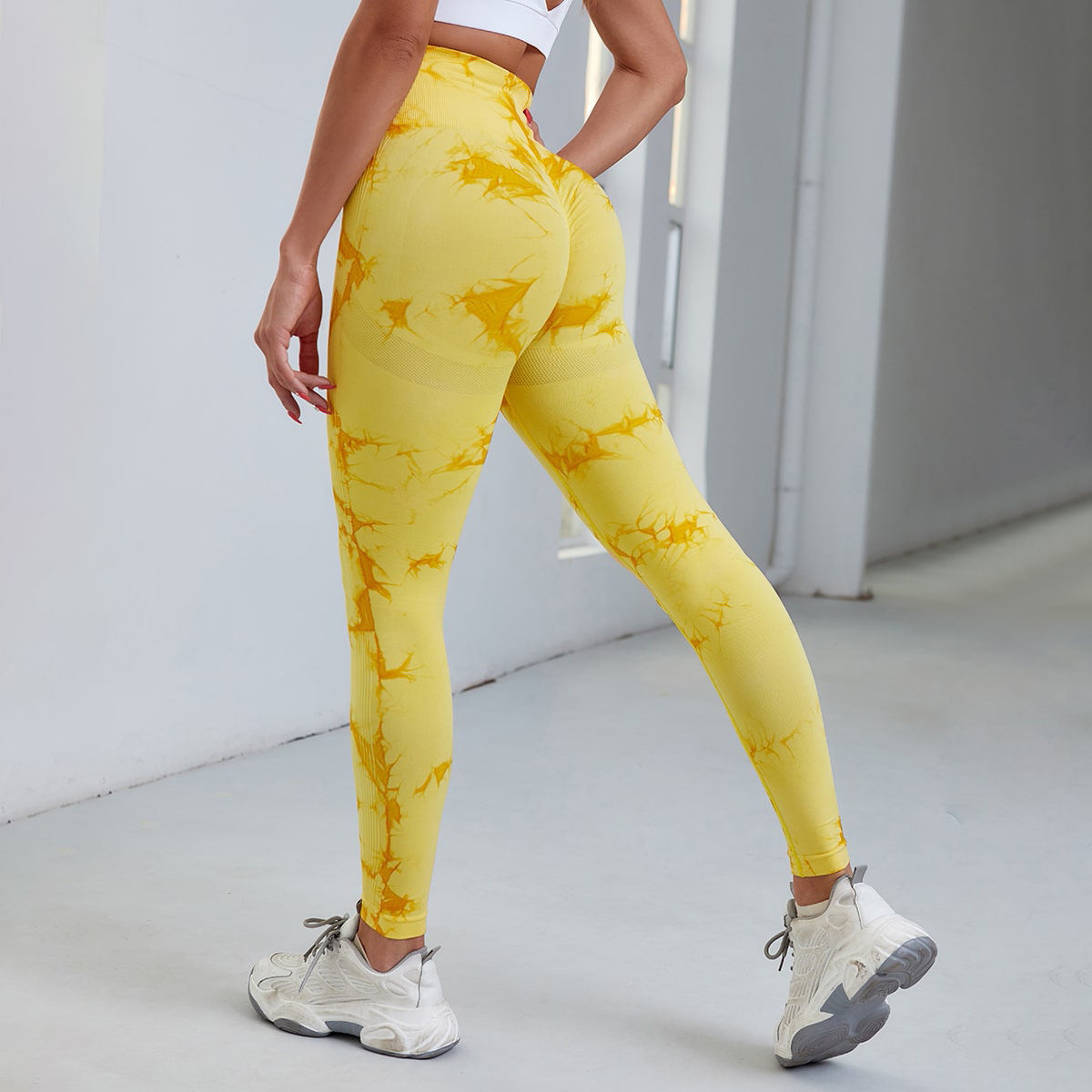 Seamless High Waisted Tie Dye Yoga Pants for Women Butt Lifting Workout Leggings for Outdoor Fitness and Training