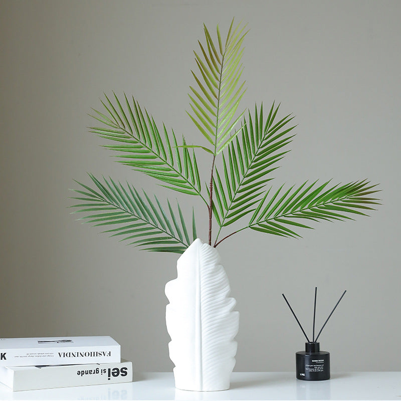 Single Stem 4-Prong Palm Leaf Wedding Photography Decor – Fresh & Chic Fake Plant for Home, Balcony, and Bedroom Styling