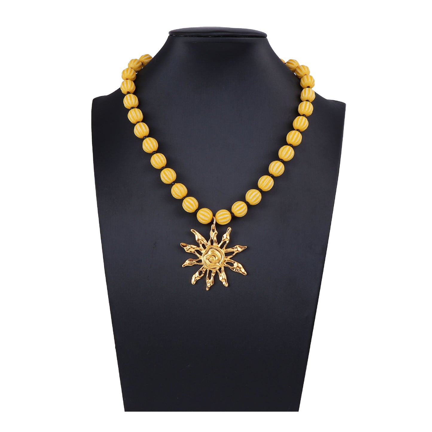 Stylish Minimalist Alloy Sunflower Pendant Necklace with Beads - Perfect Everyday Jewelry for Work and Casual Outfits