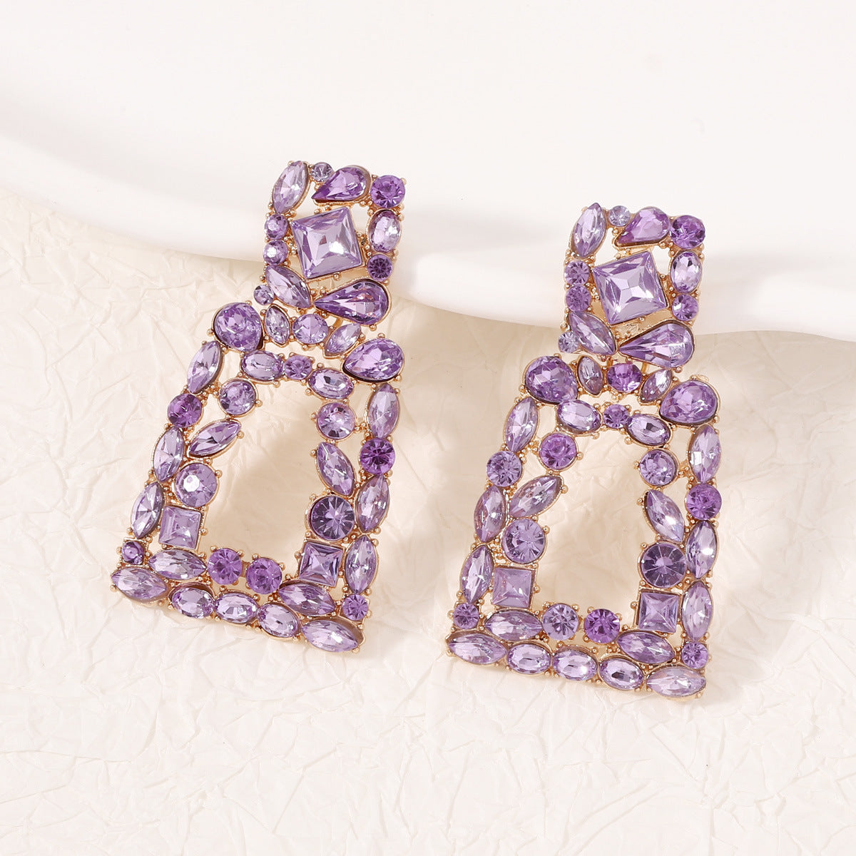 Chic Geometric Square Crystal-Embellished Earrings - Versatile and Unique Accessories for Every Occasion