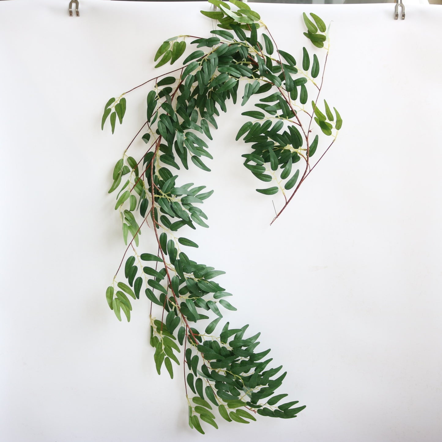 Realistic Willow Vine for Woodland-Themed Baby Birthday Decorations, Wedding Celebrations, and Home Décor - Featuring Eucalyptus and Gum Leaves