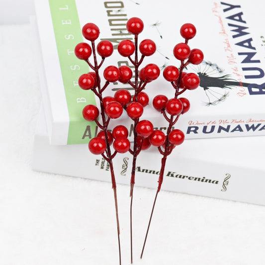 Realistic 12-Head Mini Fork Evergreen Fruit, Seed Pod, and Small Red Flower Decorative Accessories for Festive Arrangements and Home Decor