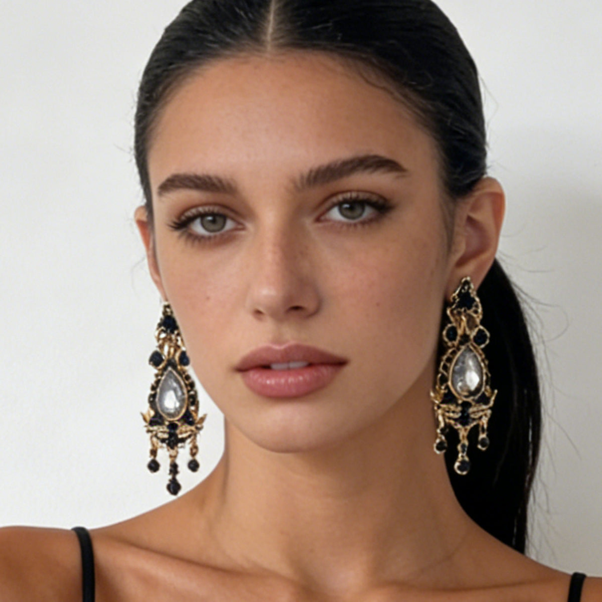 Elegant Bohemian Luxe Alloy Full-Crystal  Pendant Earrings - Vintage Court Style Jewelry for Women