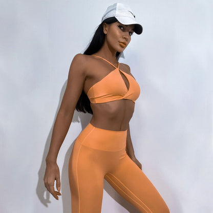 Women's Yoga Set with Twisted Bra Design and Irregular Cinched Butt Lifting Trousers for Comfort and Flexibility