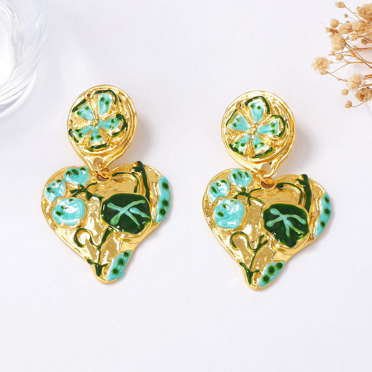 Exquisite Vintage-Inspired Palace-Style Oil Painting Alloy Drop Heart Flower Earrings – Bold Floral Design for Elegant Statement Jewelry