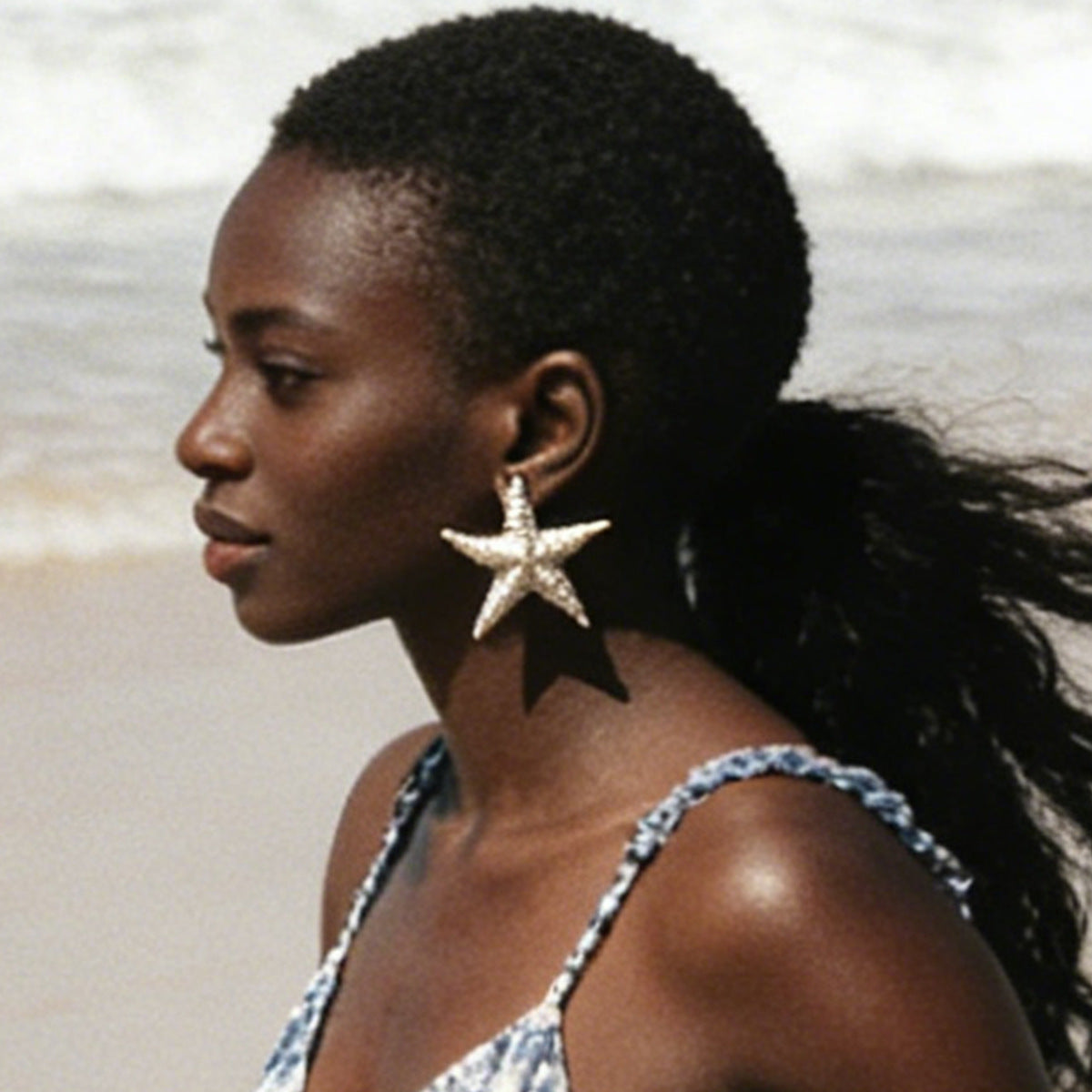 Minimalist Ocean-Inspired Vacation Jewelry Set: Unique Alloy Starfish Pendant Necklace and Earrings for Effortless Summer Style