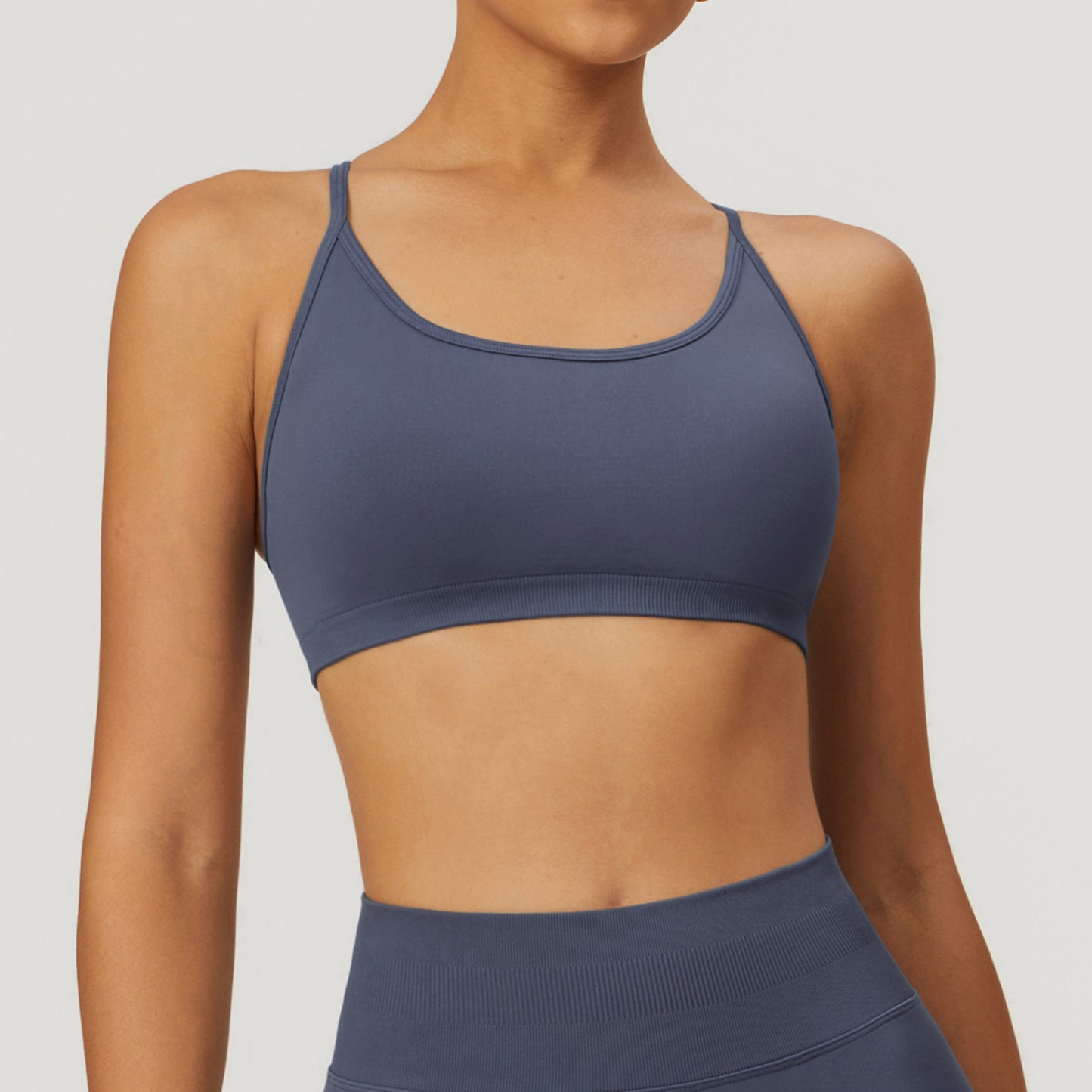 Seamless Cross Back Yoga Bra Quick Dry High Performance Activewear Top for Enhanced Comfort and Style This Spring