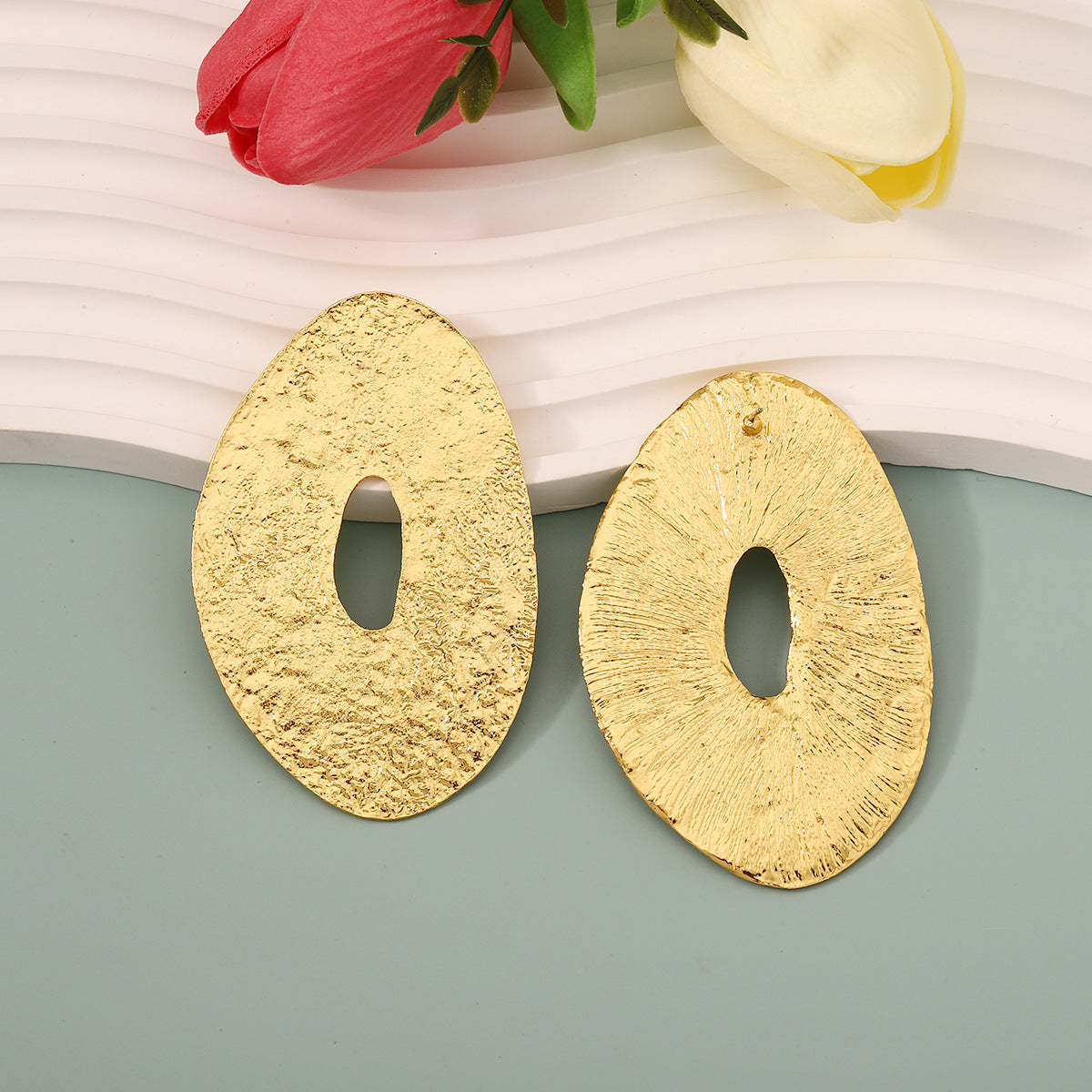 Chic Geometric Casual Stud Earrings - Versatile Lightweight Luxe Alternative for Unique Style Lovers