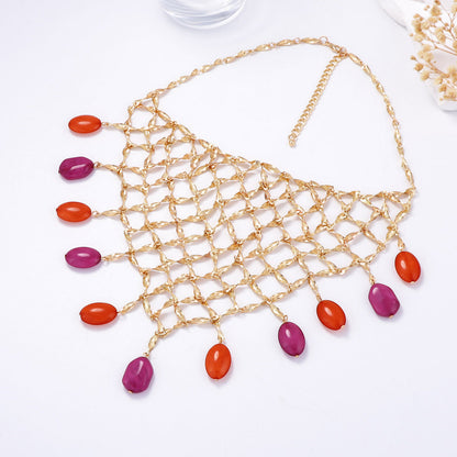 Chic Luxury Beaded Pendant Necklace with Metal Mesh Design – Versatile & Casual Elegance for Every Occasion