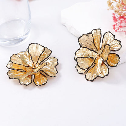 Bold and Unique Oversized Floral Metal Drop Earrings with Black Edges - Versatile Statement Accessories for Casual Elegance