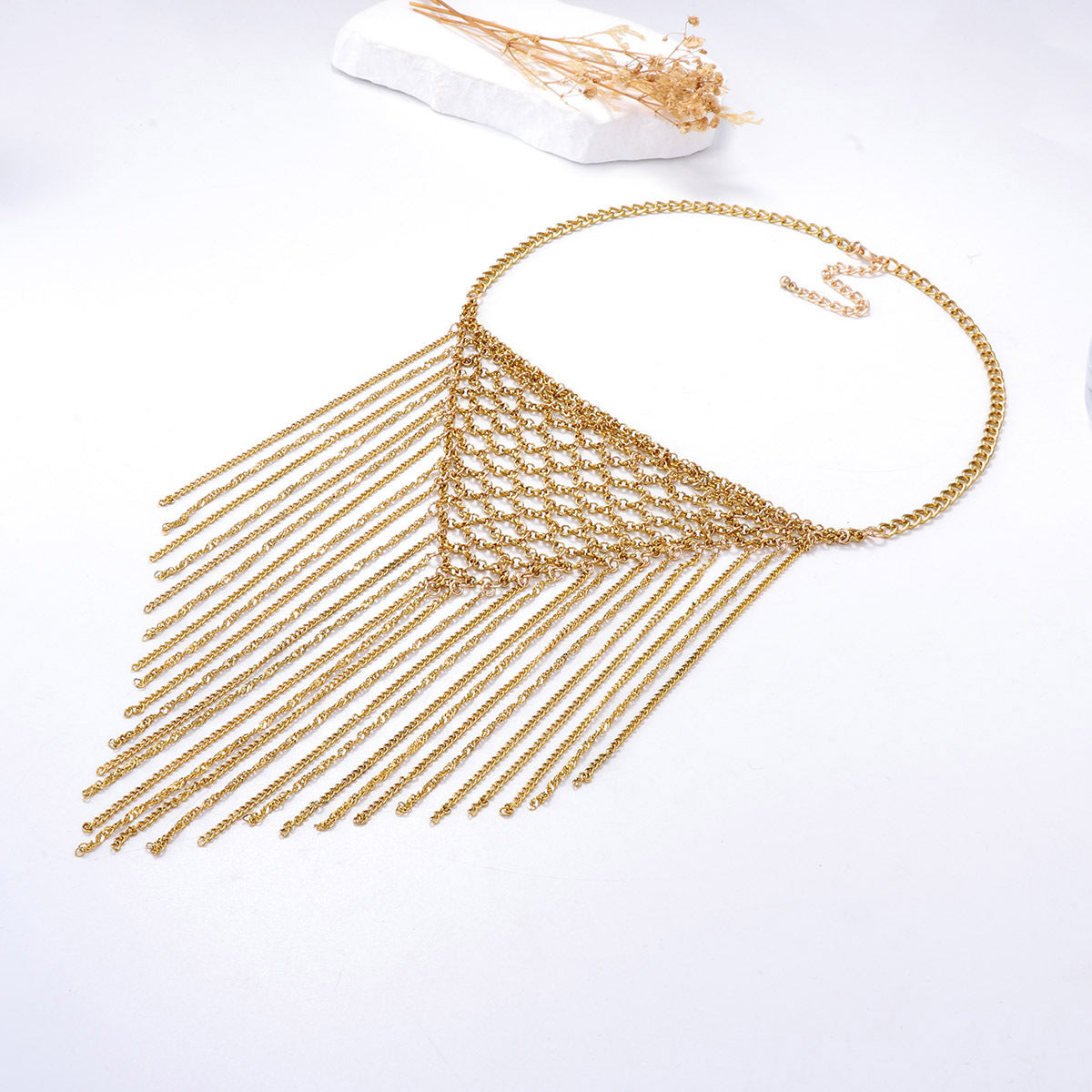 Chic Minimalist Statement Necklace with Metallic Exaggerated Triangle Multi-Strand Chain and Elegant Tassel Details