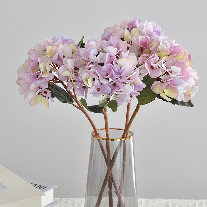 Single Stem Faux Hydrangea Flower - Elegant Home Décor Accent for Living Room, Perfect for Weddings and Special Occasions, Stunning Decorative Bouquet for Handheld Flower Arrangements