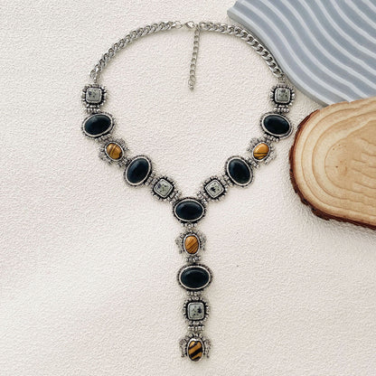 Stylish Autumn  Arrival: Unique Vintage Alloy Resin Gemstone Geometric Pendant Necklace for Women - Perfect for Enhancing Any Outfit with a Touch of Elegance