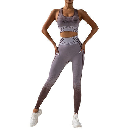 Seamless Gradient Yoga Suit for Women Outdoor Sports Shock Absorbing Sports Bra High Waisted Butt Lifting Leggings for Gym Comfort