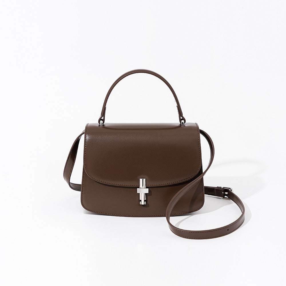 Elegant French Inspired Reversible Shoulder Bag Chic High Quality Leather Versatile Fashion Statement for Everyday and Special Occasions