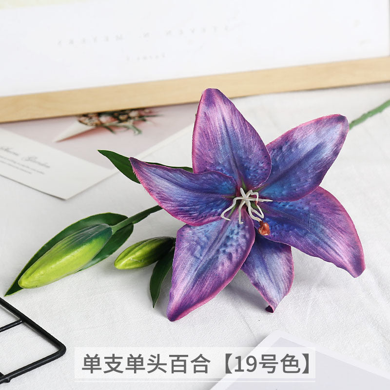 Luxurious Single-Stem Artificial Silk Lily for Wedding Decorations and Home Decor – Exquisite Pre-Made Floral Arrangement for a Touch of Elegance