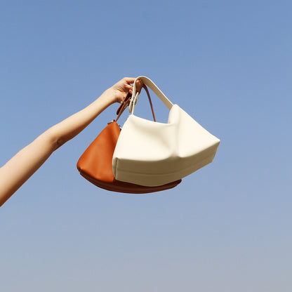 Genuine Leather Shoulder Bag for Women Large Capacity Spring Makeup Tote in Minimalist Design