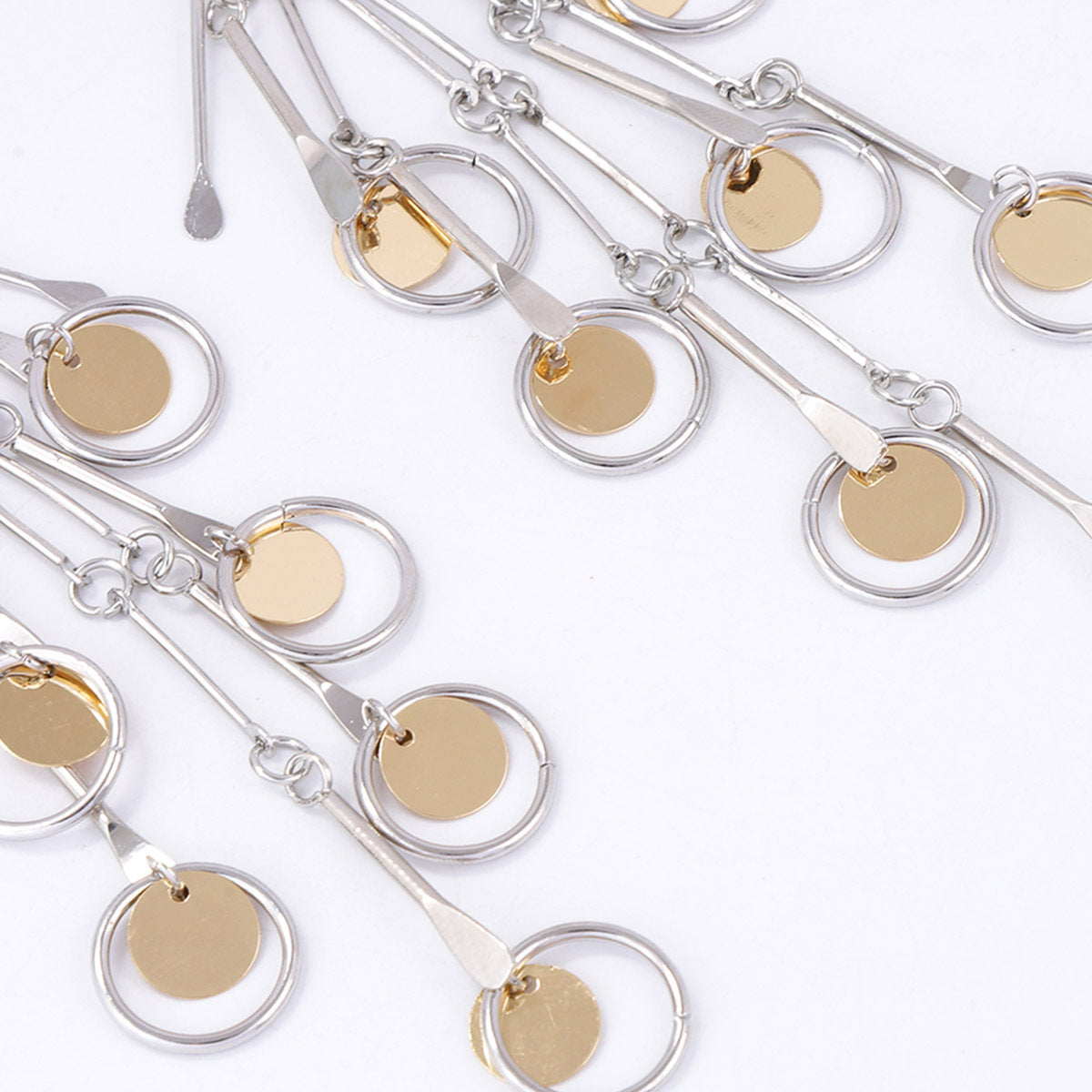 Chic Lightweight Two-Tone Metal Pendant with Modern Geometric Design – Long Tassel Earrings for a Fashion-Forward Look