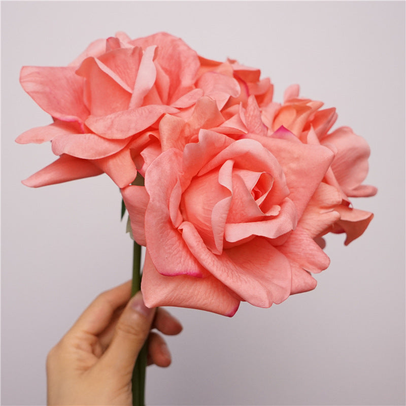 High-Quality Touch and Moisture-Resistant Short-Stem Rose Flowers for Wedding Decor and Home Decoration - Elegant Floral Props for Weddings and Special Events