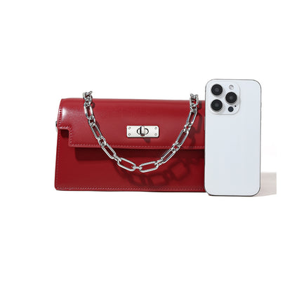 Chic Structured Chain Bag Luxurious Mini Square Tote for Fashionable Commuters Versatile Handbag for Shoulder and Underarm Carry