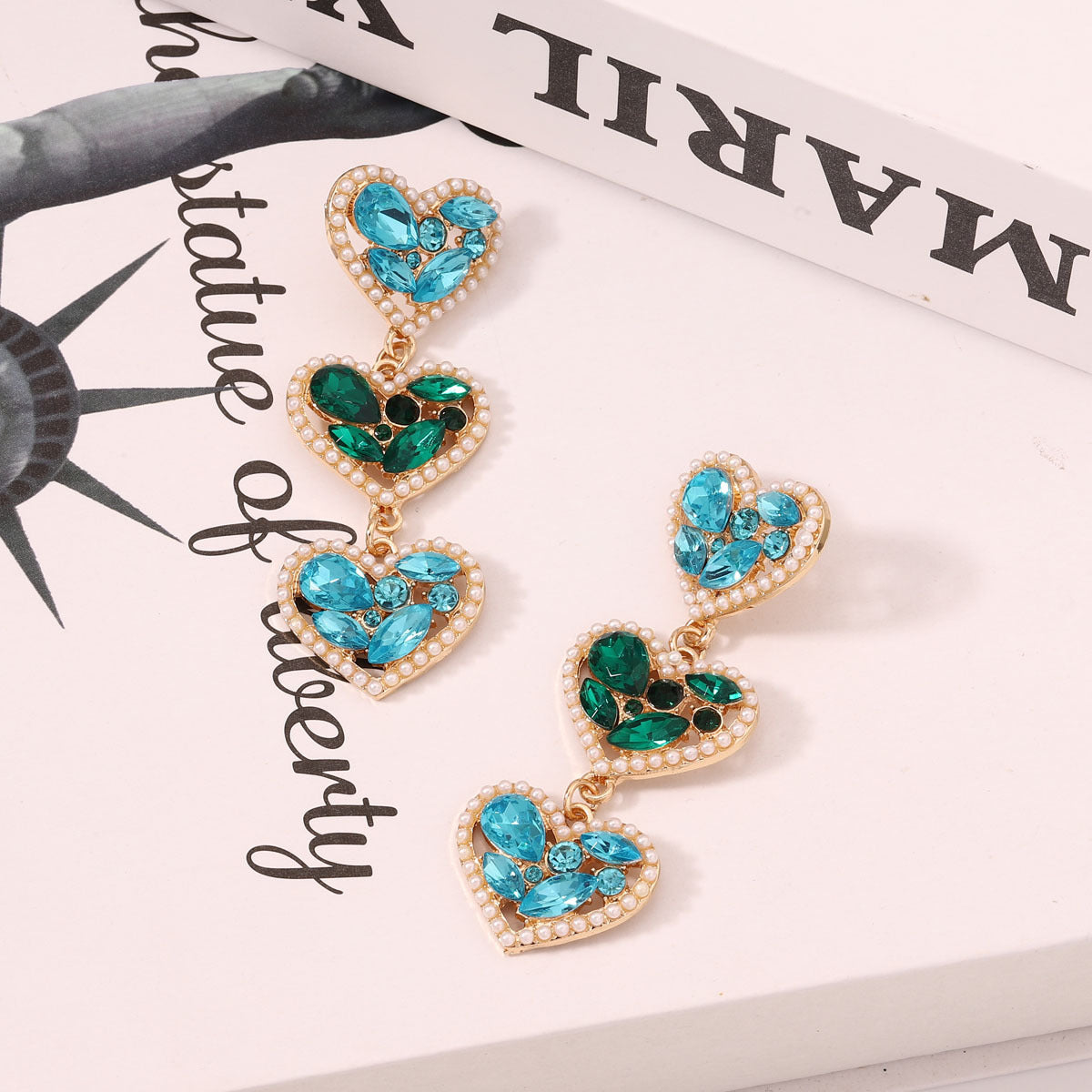 Chic Heart-Shaped Lightweight Luxury Earrings | Unique, Playful, and Versatile Statement Accessories for Every Occasion