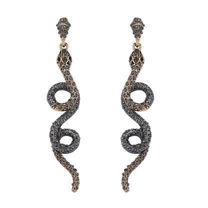 Stylish Vintage-Inspired Alloy Animal-Shaped Textured Snake Earrings with Sparkling Crystals – Chic and Affordable Jewelry for Everyday Wear