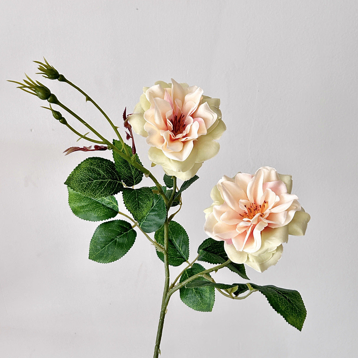 Stunning Faux Rose Flowers - Elegant Artificial Home Decor for Living Room and Dining Table - Perfect for Photography Props and Year-Round Floral Arrangement