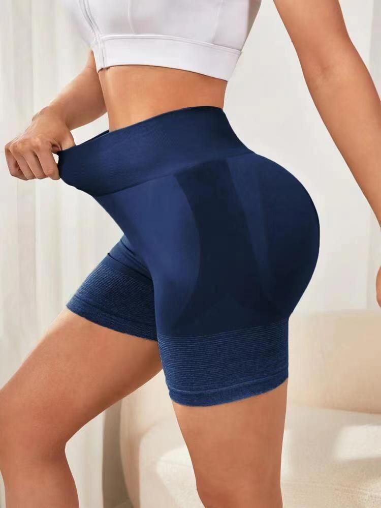 Seamless High Waisted Peach Butt Yoga Shorts for Women for Training Fitness and Sports Activities