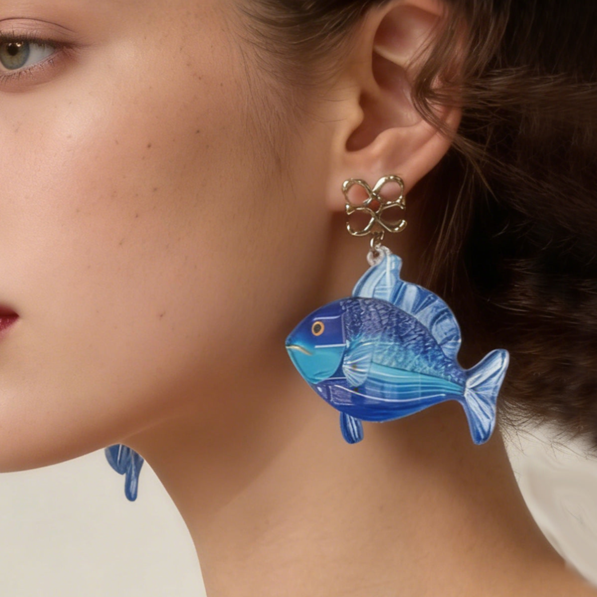 Stylish Acrylic Ocean-Inspired Earrings for Women - Unique Minimalist Design, Versatile for Any Outfit