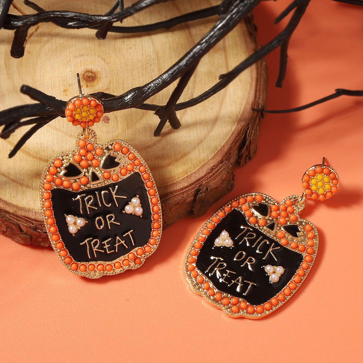 Creative Halloween-Inspired Cartoon Owl Letter Beaded Alloy Earrings - Stylish and Versatile Accompanying Accessory for Any Outfit!
