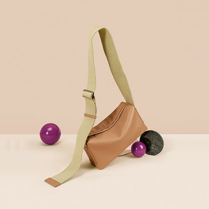 Wide Woven Shoulder Strap Women's Casual Pillow Bag Luxurious Soft Leather Crossbody Handbag for a Relaxed Chic Look