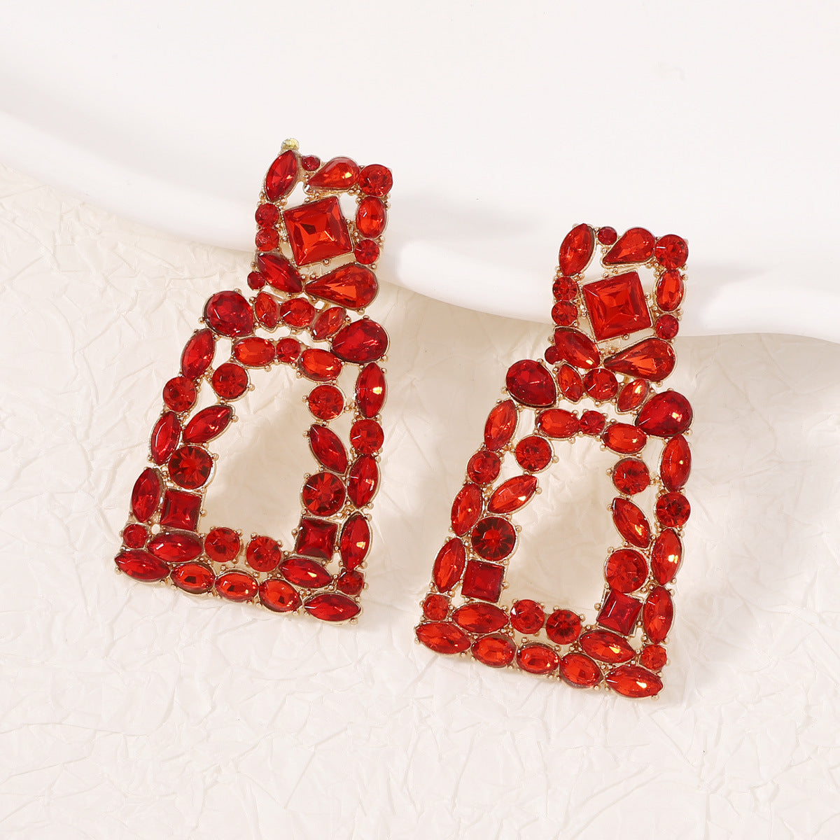 Chic Geometric Square Crystal-Embellished Earrings - Versatile and Unique Accessories for Every Occasion