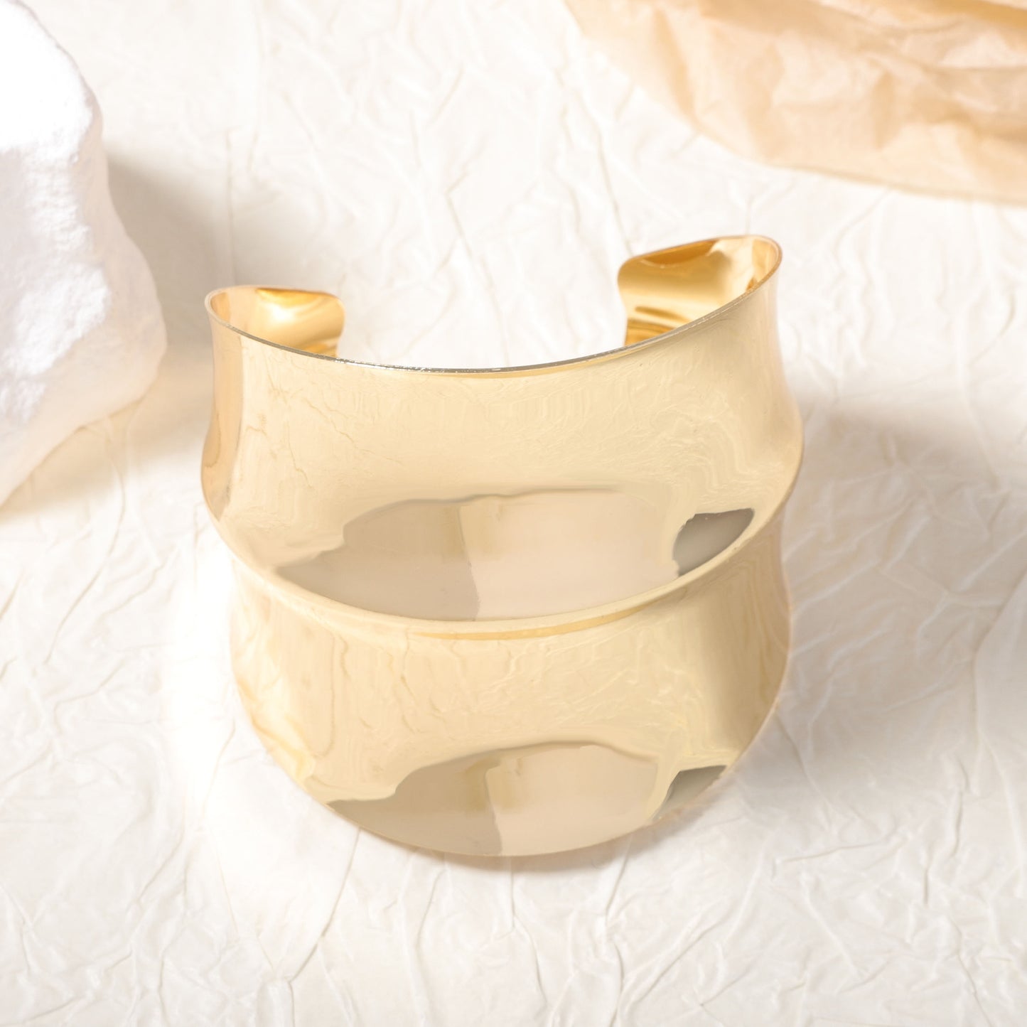 Stylish Irregular Geometric Open-Cuff Metal Wide Bracelet for Women - Unique Design & Eye-Catching Fashion Statement