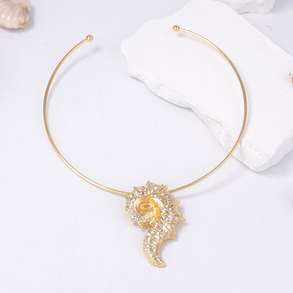 Chic Ocean-Inspired Pendant Necklace with Alloy and Zircon Stone - Minimalist Luxury Shell Design for Effortless Beachside Charm