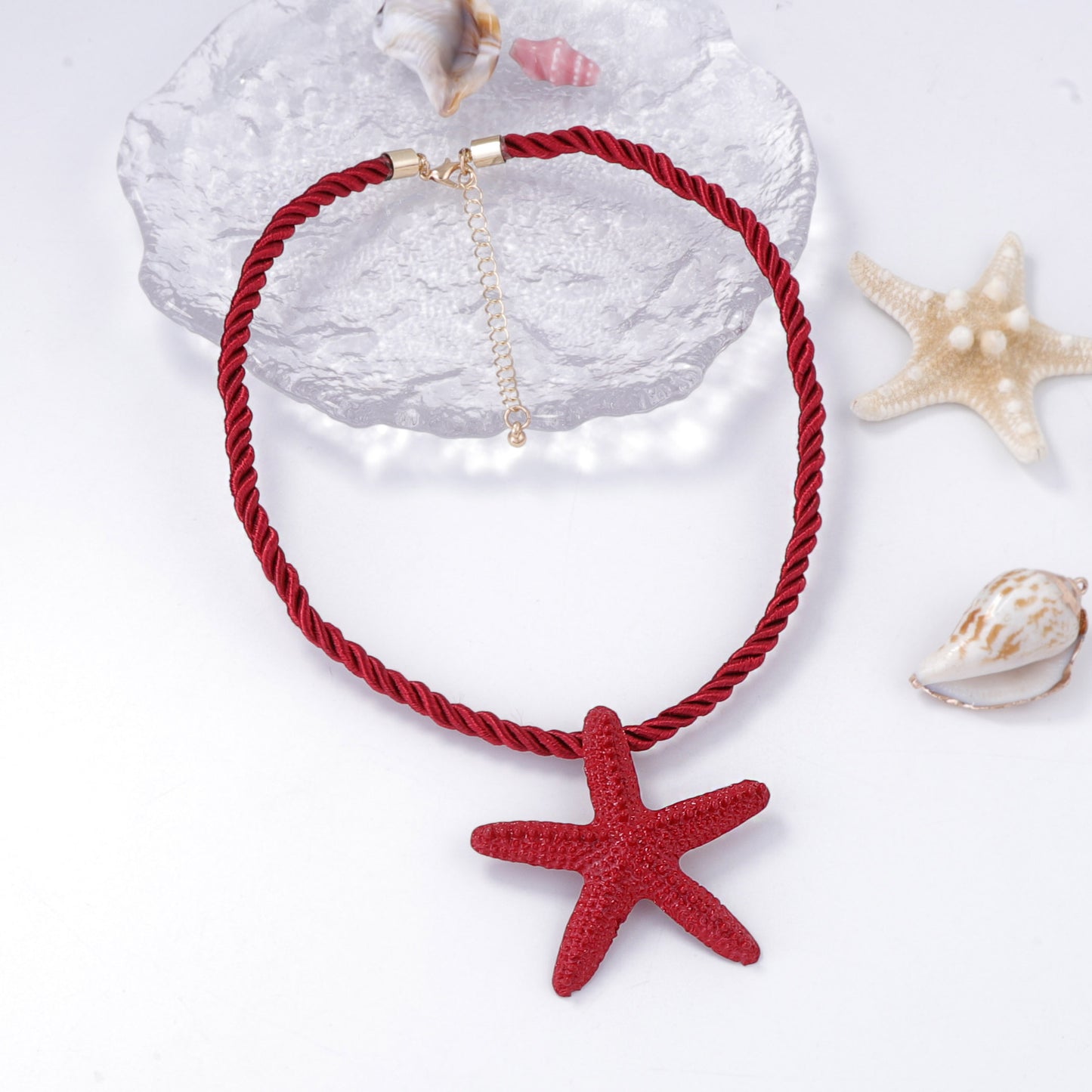 Stylish Minimalist Beach Ocean-Inspired Starfish Pendant Necklace - Versatile and Trendy Casual Jewelry for Women